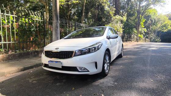 KIA CERATO 1.6 SX 16V FLEX 4P AUTOMÁTICO